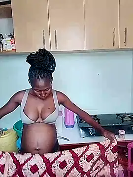 Snapshot of LOVELY-2BERRY chatting on February 15, 6:54 am LOVELY-2BERRY online show from February 15, 6:54 am