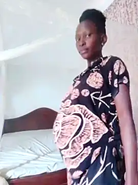 Snapshot of LOVELY-2BERRY chatting on February 24, 7:17 am LOVELY-2BERRY online show from February 24, 7:17 am