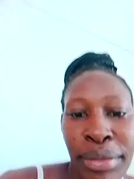 Snapshot of LOVELY-2BERRY chatting on April 3, 7:06 am LOVELY-2BERRY online show from April 3, 7:06 am