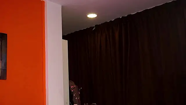 LovingBlondie online show from March 6, 4:20 am