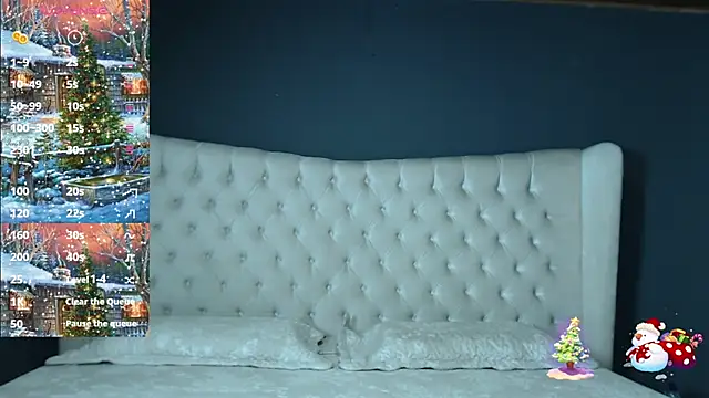 nichole bree  online show from December 6, 11:11 am