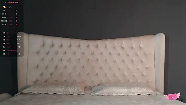 nichole bree  online show from January 17, 11:27 am