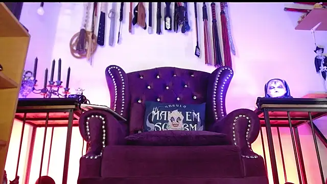 Mistress Erza online show from February 26, 1:41 pm