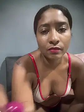 Berry Bans online show from May 7, 11:10 pm