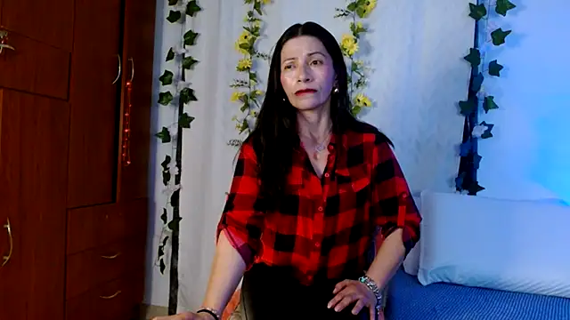Snapshot of cattaleya1476 chatting on February 13, 6:16 pm cattaleya1476 online show from February 13, 6:16 pm