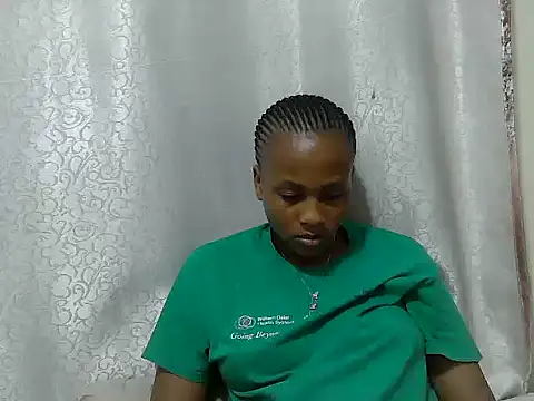 Snapshot of tinabestdoll chatting on October 11, 3:21 pm tinabestdoll online show from October 11, 3:21 pm