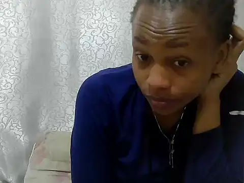 Snapshot of tinabestdoll chatting on October 29, 8:38 am tinabestdoll online show from October 29, 8:38 am