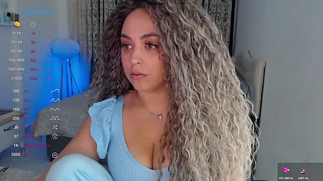  Just a queen 3 online show from January 6, 10:30 am