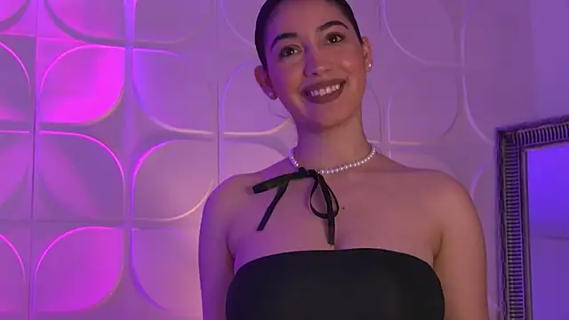 Amy Sin online show from February 3, 3:27 pm