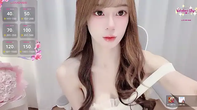 Yuuuuuly online show from May 12, 2:36 pm