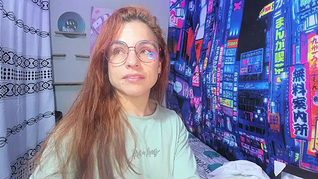Snapshot of rosse_2504 chatting on January 7, 6:45 pm rosse 2504 online show from January 7, 6:45 pm