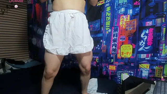 Snapshot of rosse_2504 chatting on February 5, 3:09 pm rosse 2504 online show from February 5, 3:09 pm