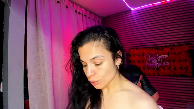 Snapshot of rosse_2504 chatting on September 30, 4:56 pm rosse 2504 online show from September 30, 4:56 pm