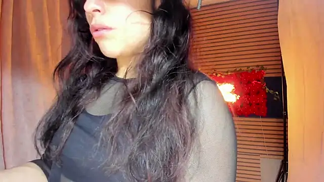 Snapshot of rosse_2504 chatting on October 20, 5:13 pm rosse 2504 online show from October 20, 5:13 pm