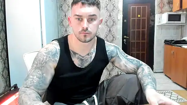 Snapshot of Jonmusclemaster chatting on March 11, 9:10 pm Jonmusclemaster online show from March 11, 9:10 pm