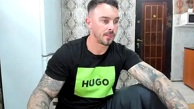 Jonmusclemaster online show from May 25, 9:54 pm