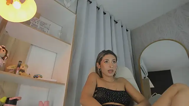 Angelbae- online show from March 9, 7:01 am