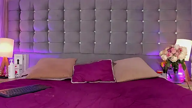 Poacahontasfg online show from February 22, 3:56 am