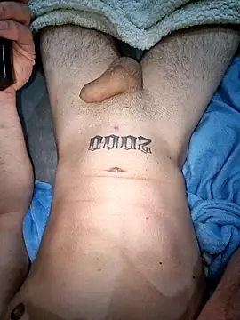 Snapshot of baaadboy10 chatting on March 31, 8:31 pm baaadboy10 online show from March 31, 8:31 pm