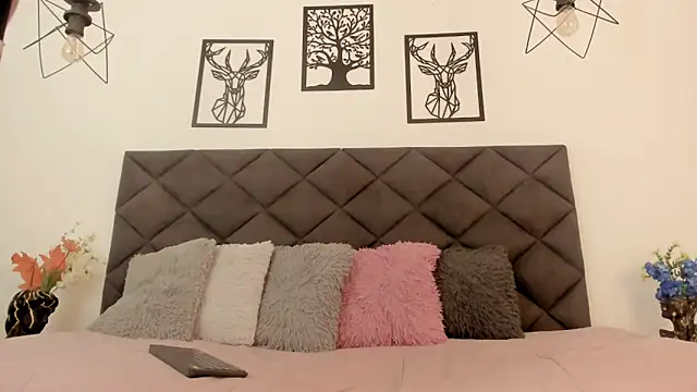 Snapshot of MikaelSlow chatting on January 31, 4:25 am MikaelSlow online show from January 31, 4:25 am