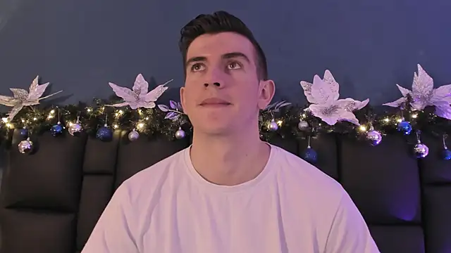 MikaelSlow online show from December 21, 5:47 am