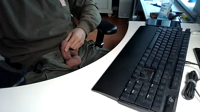 big-pig online show from November 9, 5:39 am