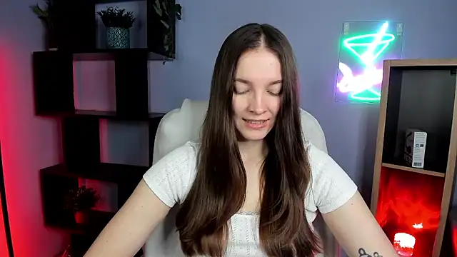 kenzie x online show from December 21, 8:10 am