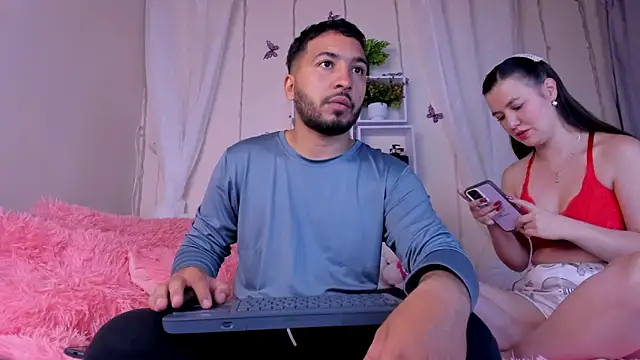 Snapshot of Idara_and_Edahi01 chatting on January 30, 3:29 pm Idara and Edahi01 online show from January 30, 3:29 pm