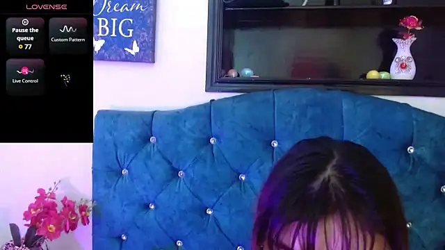 Snapshot of EmmaCoxx chatting on January 12, 4:29 pm EmmaCoxx online show from January 12, 4:29 pm