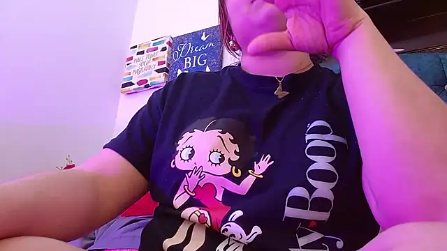 Snapshot of EmmaCoxx chatting on January 31, 4:38 pm EmmaCoxx online show from January 31, 4:38 pm