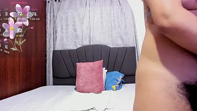 sharon cambell  online show from October 4, 9:02 pm