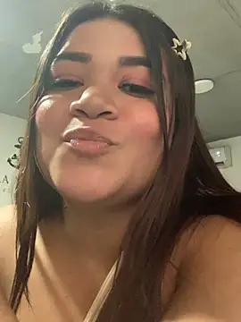 Snapshot of sienna_marie chatting on March 22, 5:52 pm sienna marie online show from March 22, 5:52 pm