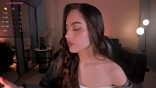 MarianneLane online show from March 12, 9:43 pm