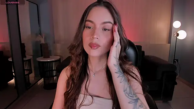 MarianneLane online show from March 15, 5:19 pm