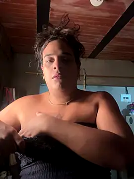 Snapshot of tattys_sexy chatting on October 12, 10:53 pm tattys sexy online show from October 12, 10:53 pm