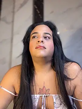 Snapshot of tattys_sexy chatting on March 15, 11:00 pm tattys sexy online show from March 15, 11:00 pm