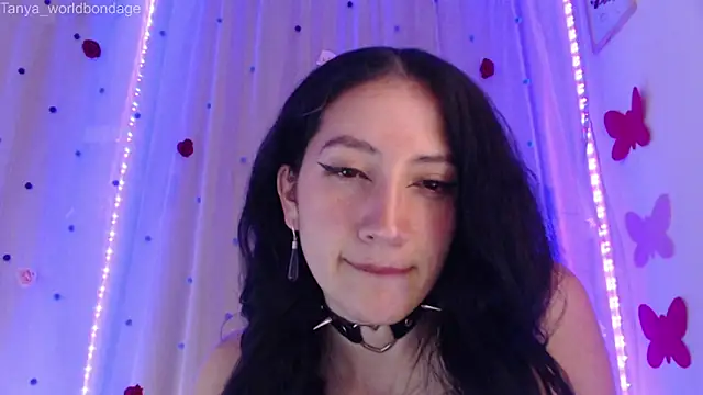 Snapshot of Tanya_WorldBondage chatting on March 9, 12:03 am Tanya WorldBondage online show from March 9, 12:03 am