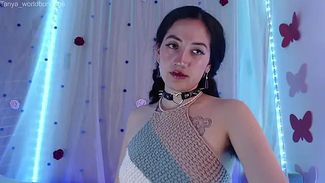Snapshot of Tanya_WorldBondage chatting on April 4, 12:31 am Tanya WorldBondage online show from April 4, 12:31 am