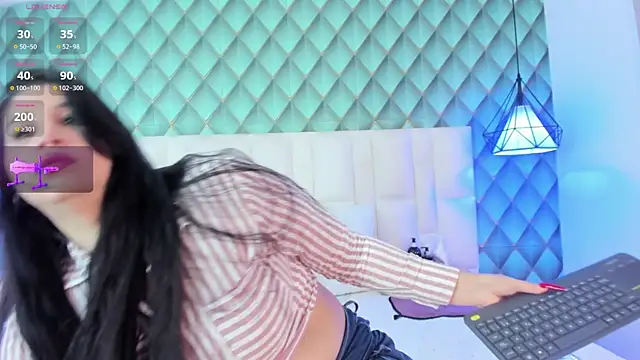 brithanyadams23 online show from January 4, 2:46 am