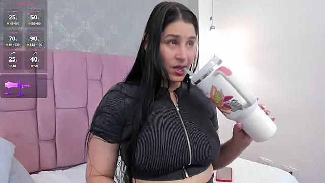 brithanyadams23 online show from November 23, 3:23 pm