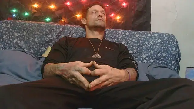 Snapshot of SoloMan2023 chatting on September 11, 4:23 am SoloMan2023 online show from September 11, 4:23 am