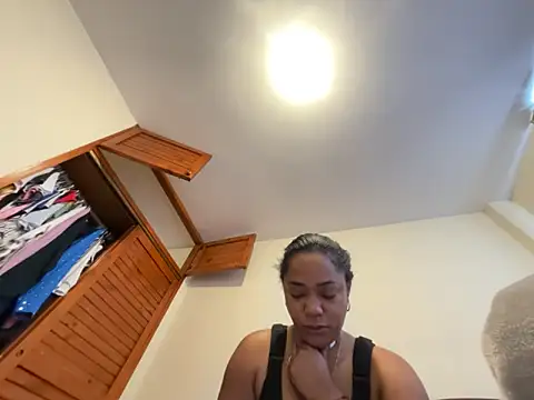 Snapshot of Noviostoxico chatting on April 15, 4:14 pm Noviostoxico online show from April 15, 4:14 pm