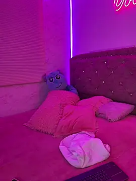 YovngBaby online show from May 16, 4:09 am