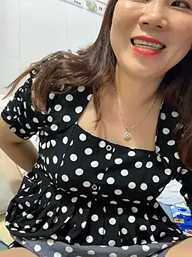 Baby-bigtits online show from March 4, 6:37 am