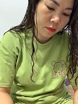 Baby-bigtits online show from March 20, 12:00 pm