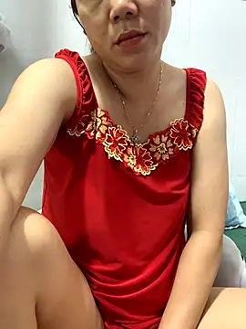 Baby-bigtits online show from October 10, 11:37 pm