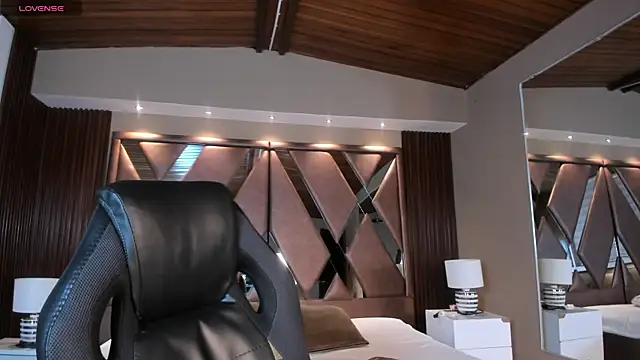 IsabellaaJoness online show from December 19, 11:06 am