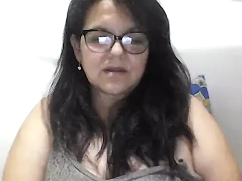 kassandra02 online show from December 3, 2:25 am