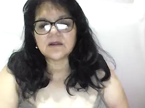 kassandra02 online show from December 12, 2:59 am