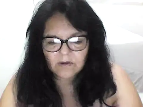 kassandra02 online show from December 30, 2:42 am